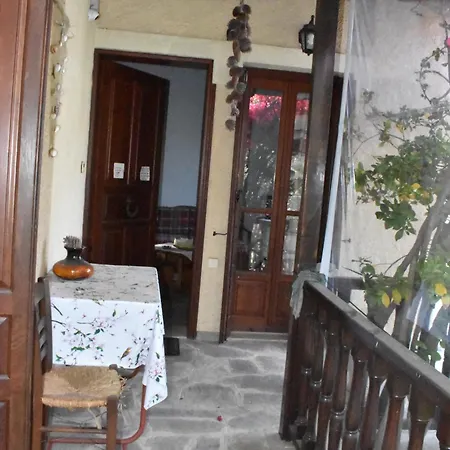 μπαλκόνι στο αιγαίο * Zagorá